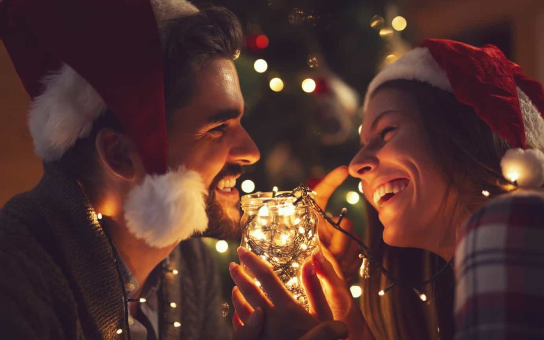 7 romantic and cozy Christmas date ideas